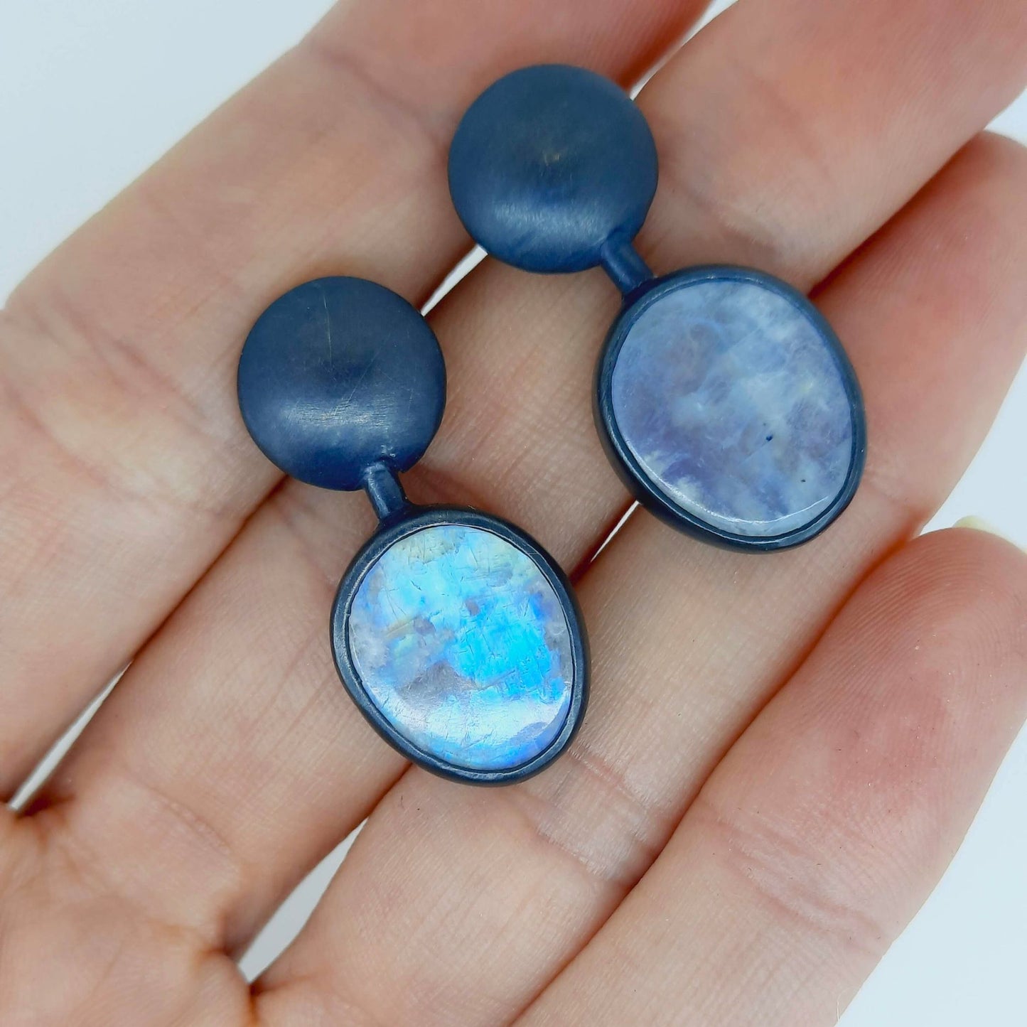 RACHAEL GRIGULIS | RAINBOW MOONSTONE DOT EARRINGS