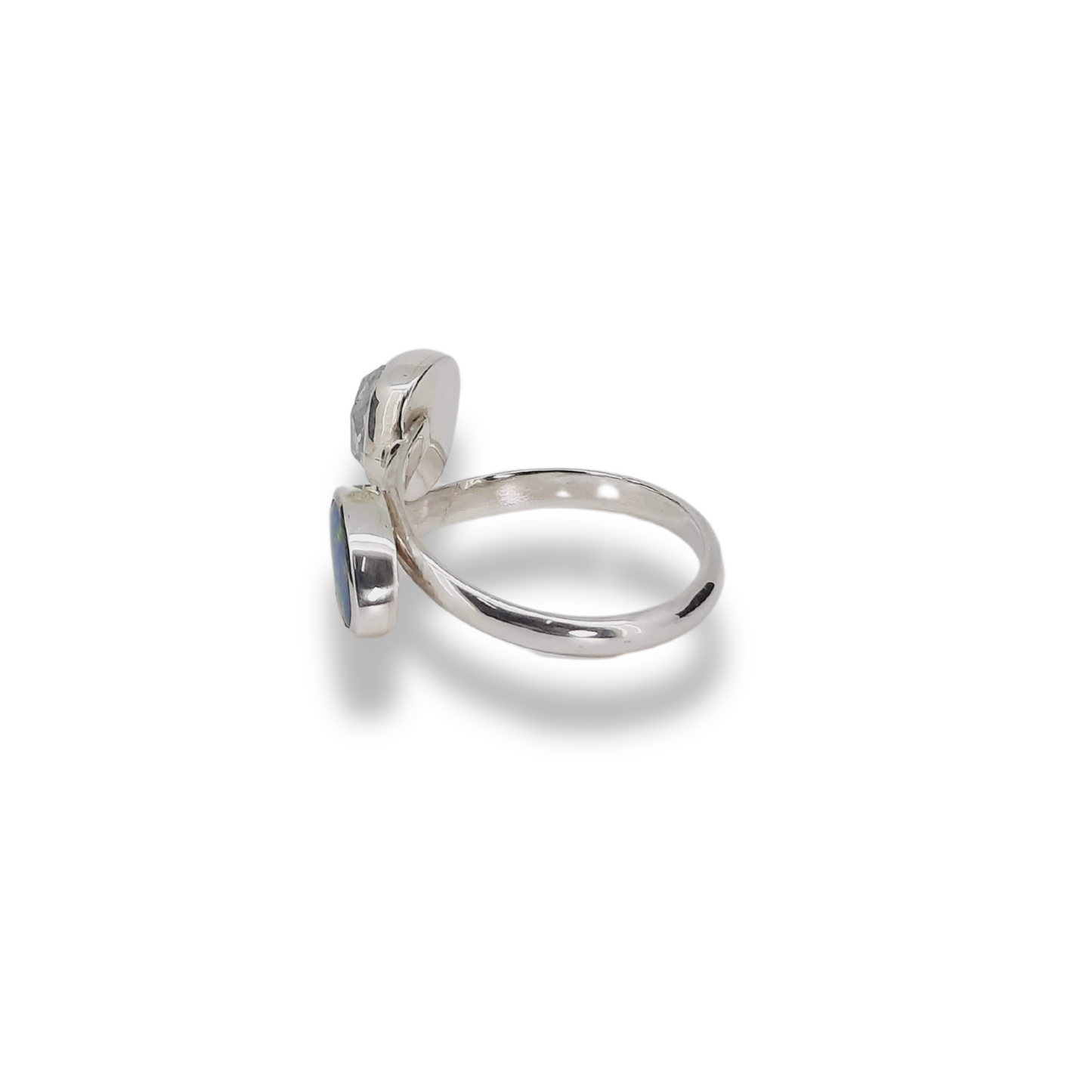 NAOMI SCHWARTZ | THREE STONE OVERLAP RING