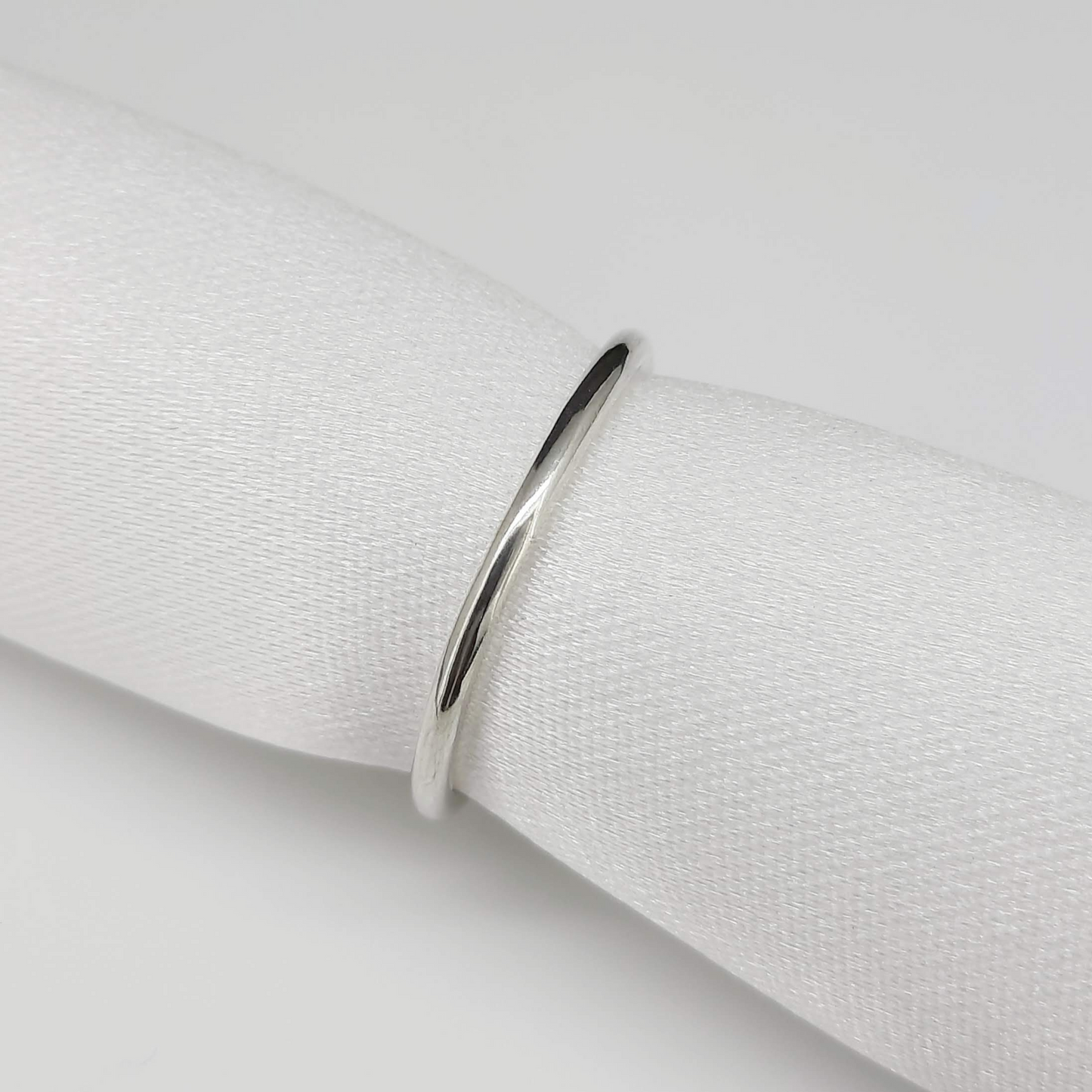 NAOMI SCHWARTZ | STACKER RINGS