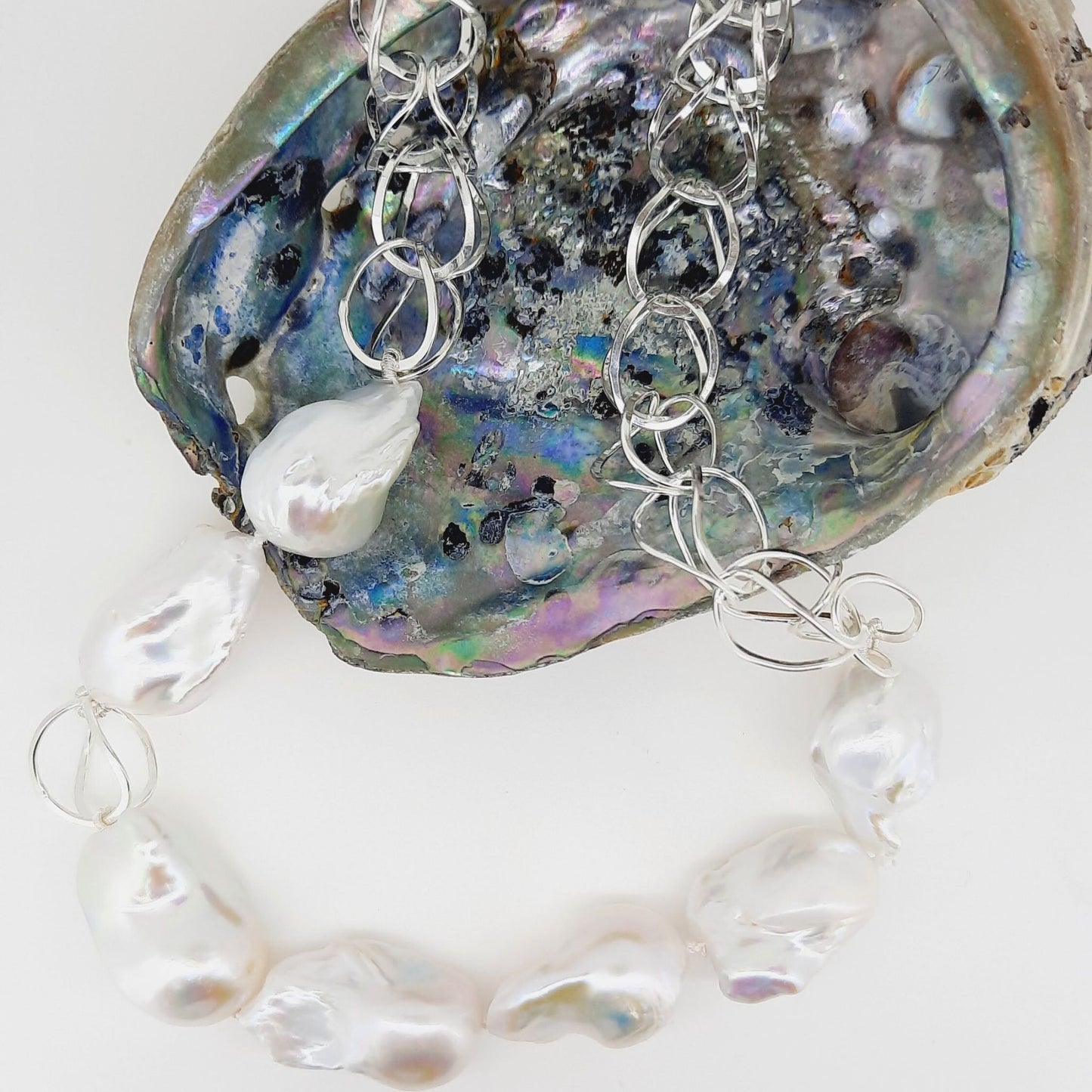 NAOMI SCHWARTZ | INFINITY BAROQUE PEARL NECKLACE