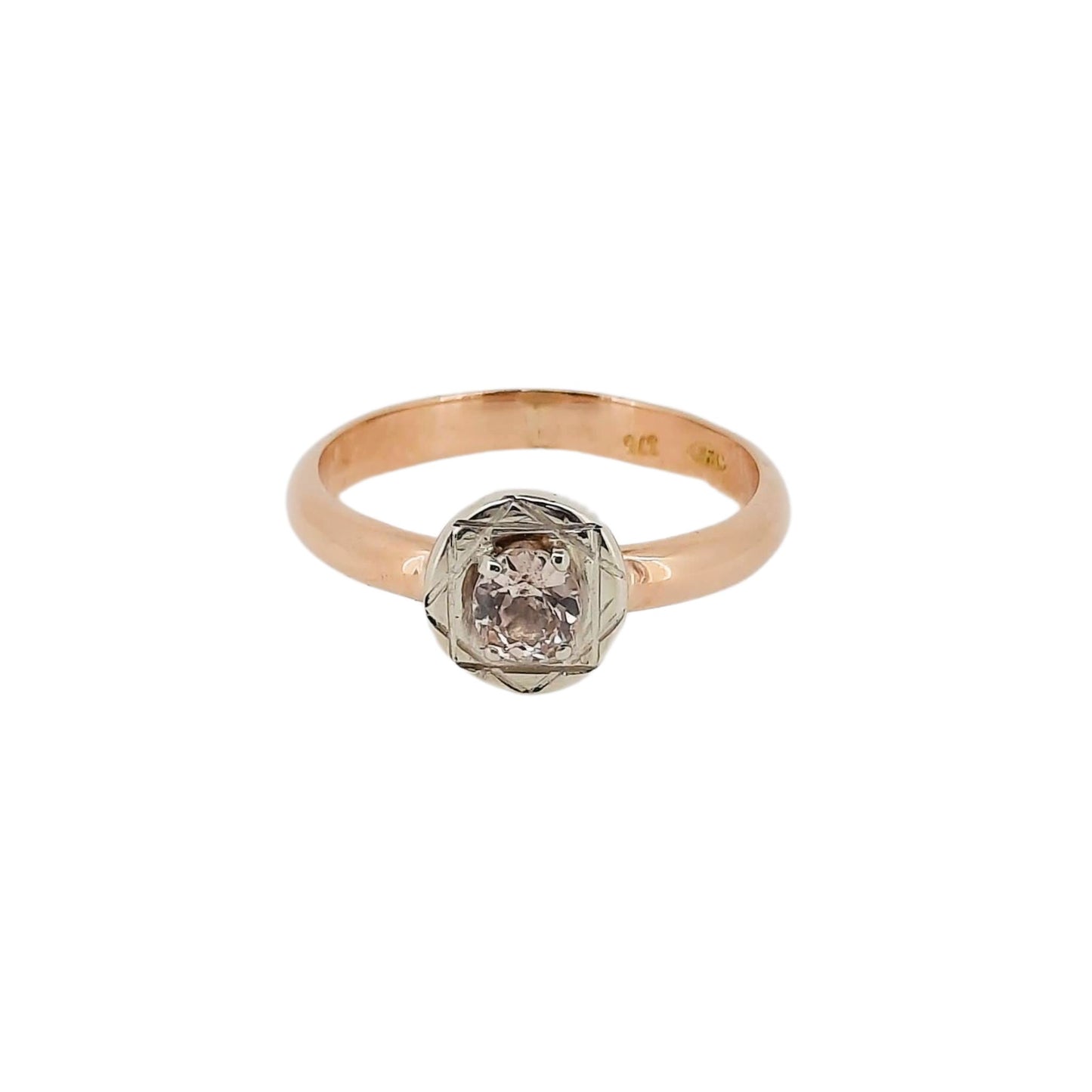 NAOMI SCHWARTZ | BLUSH SAPPHIRE RING
