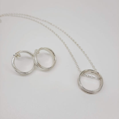 ERIN CHENG | RIDGE CIRCLE EARRINGS
