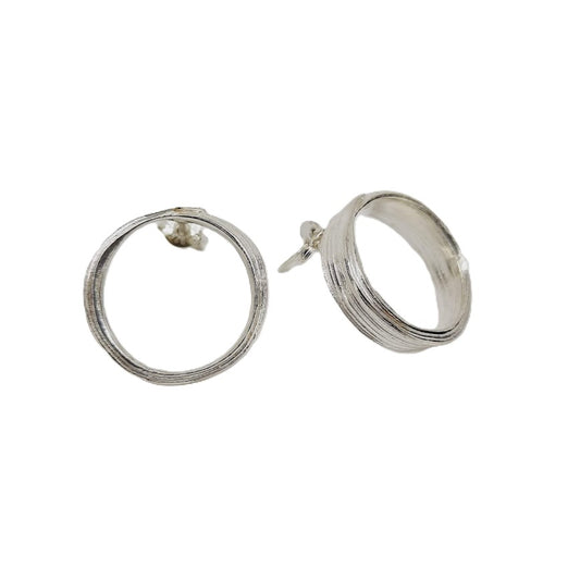 ERIN CHENG | RIDGE CIRCLE EARRINGS
