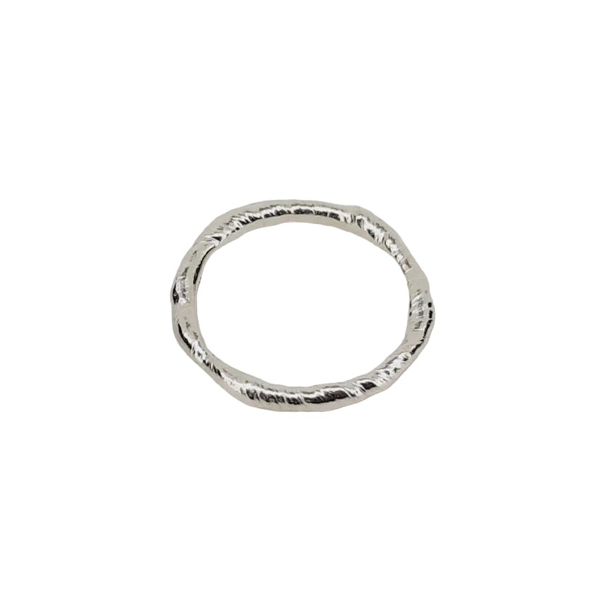 ERIN CHENG | BIND RING – NAOMI SCHWARTZ JEWELLERY DESIGN GALLERY