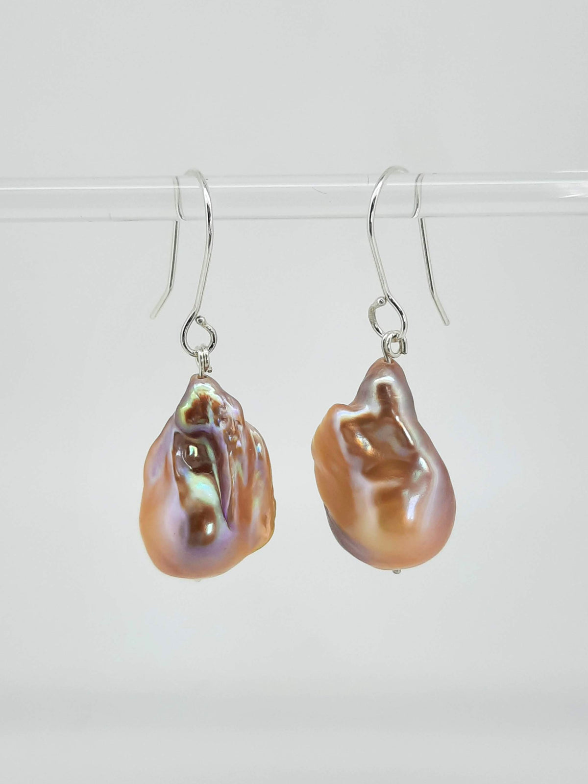 NAOMI SCHWARTZ | PINK BAROQUE PEARL EARRINGS