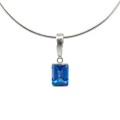 NAOMI SCHWARTZ | SWISS BLUE TOPAZ PENDANT