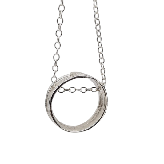 ERIN CHENG | RIDGE CIRCLE PENDANT