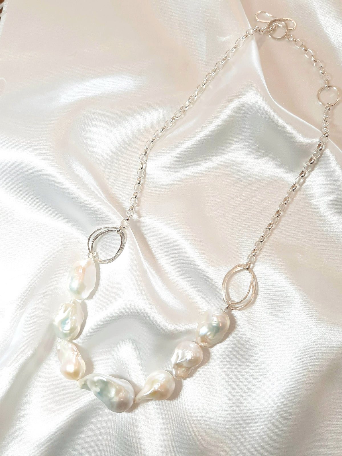 NAOMI SCHWARTZ | BAROQUE PEARL NECKLACE